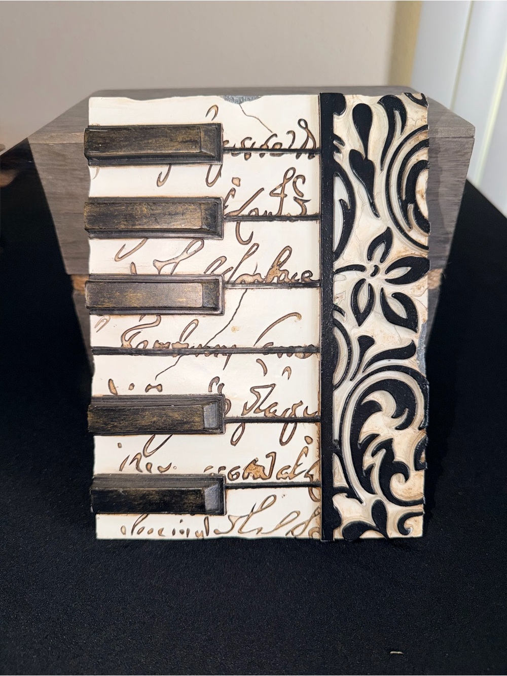 New View Gift and Accessories Piano Wall Art Tile Decor Music Teacher Gift